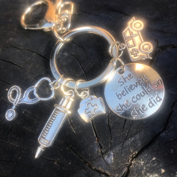 Holiday season gift Nurse/Doctor keychains - Picture 3 of 8